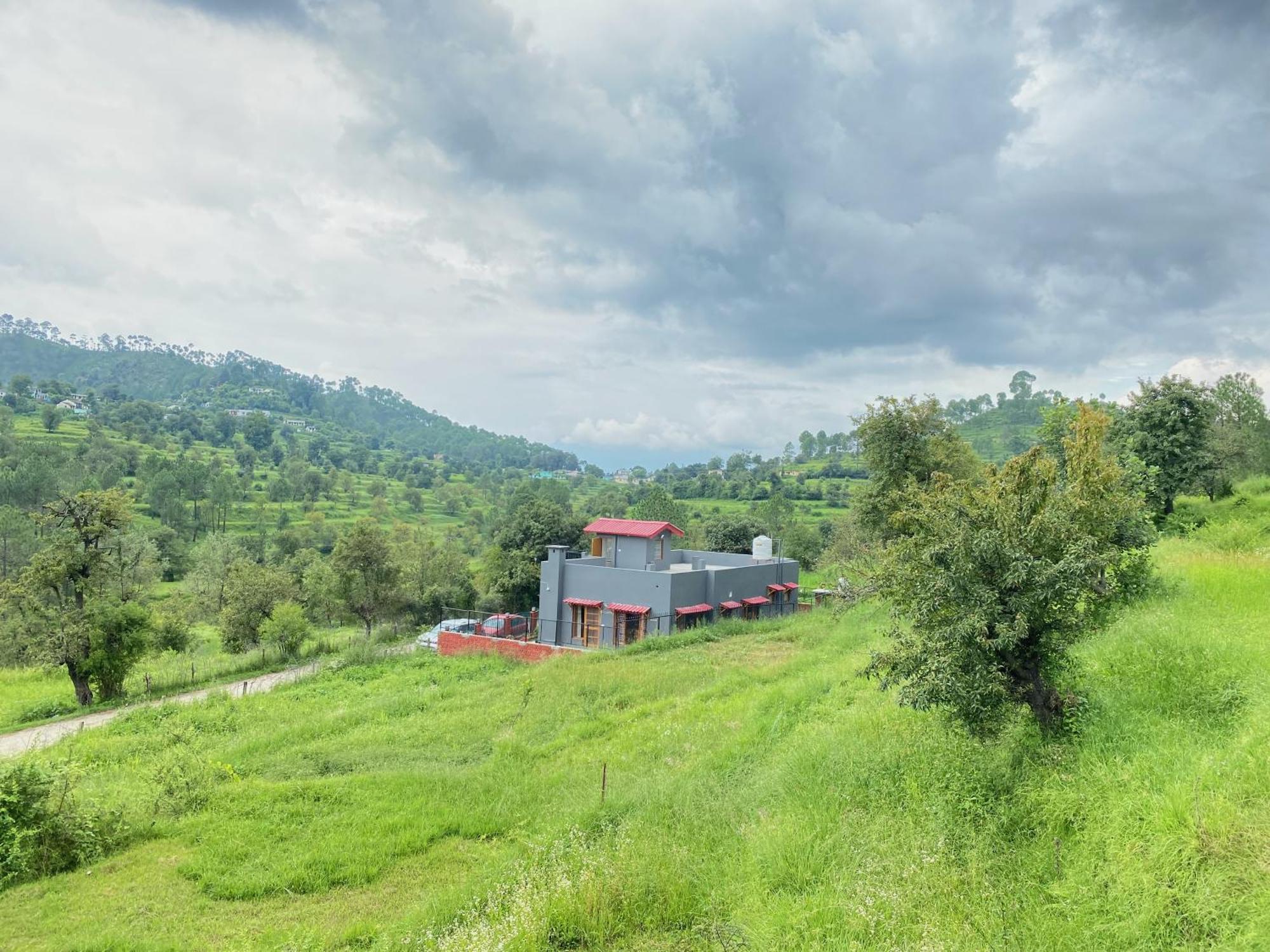 Winter Woods Cottages - 3-Bedroom Homestay Shitlakhet Exteriér fotografie